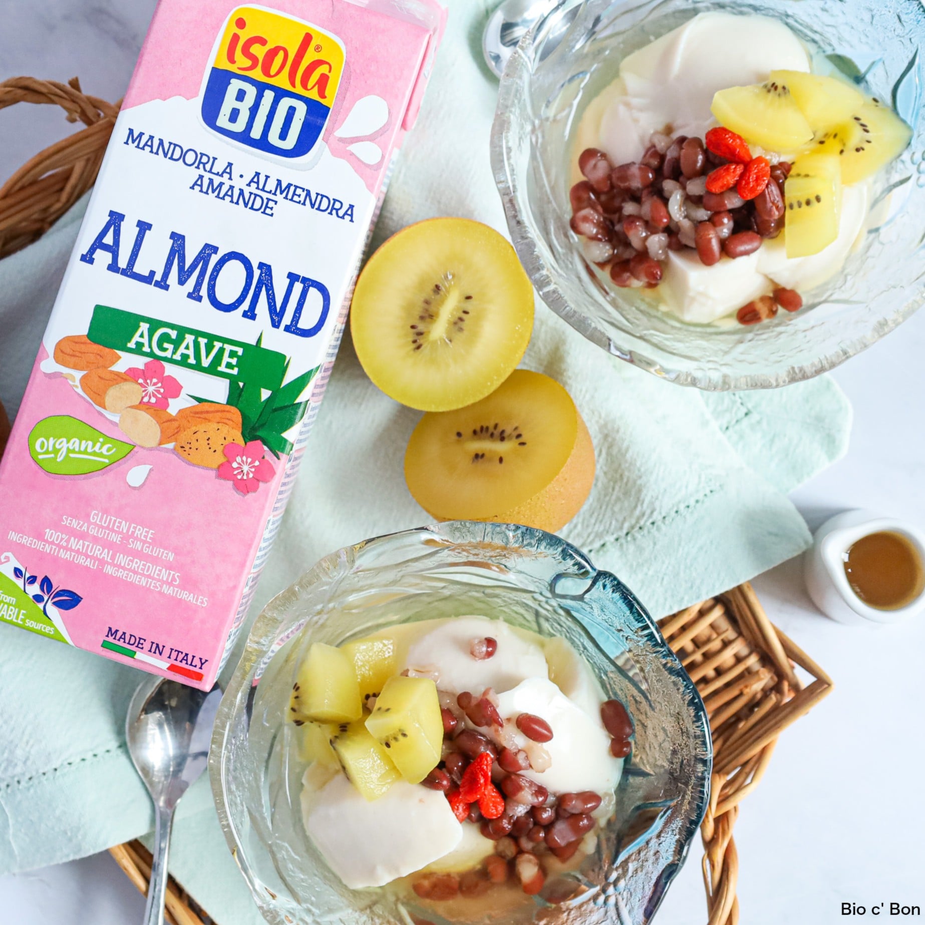 【賞味期限間近】オーガニックアーモンドミルク　1L／1ケース6本入り